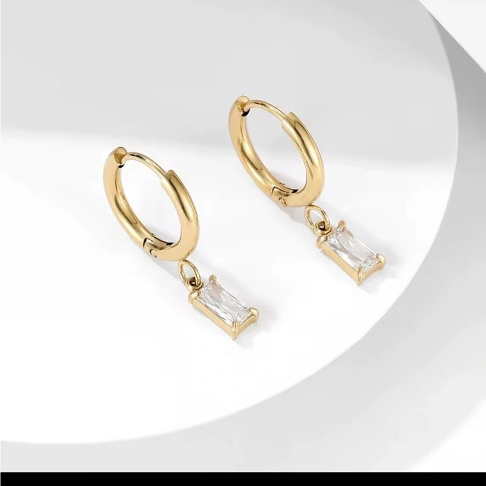 Elegant Gold Hoop Earrings with Clear Stones,Gift box included